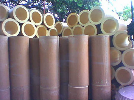 Foam-In-Place Insulation Pre-Molded Pipes